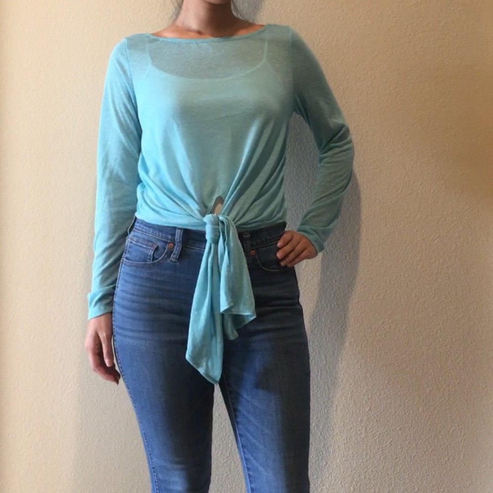 NEW - Chelsea & Violet Resort Breeze Tie-Front Tee